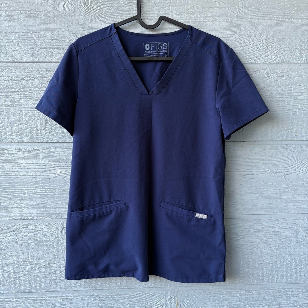 Figs Scrub Top